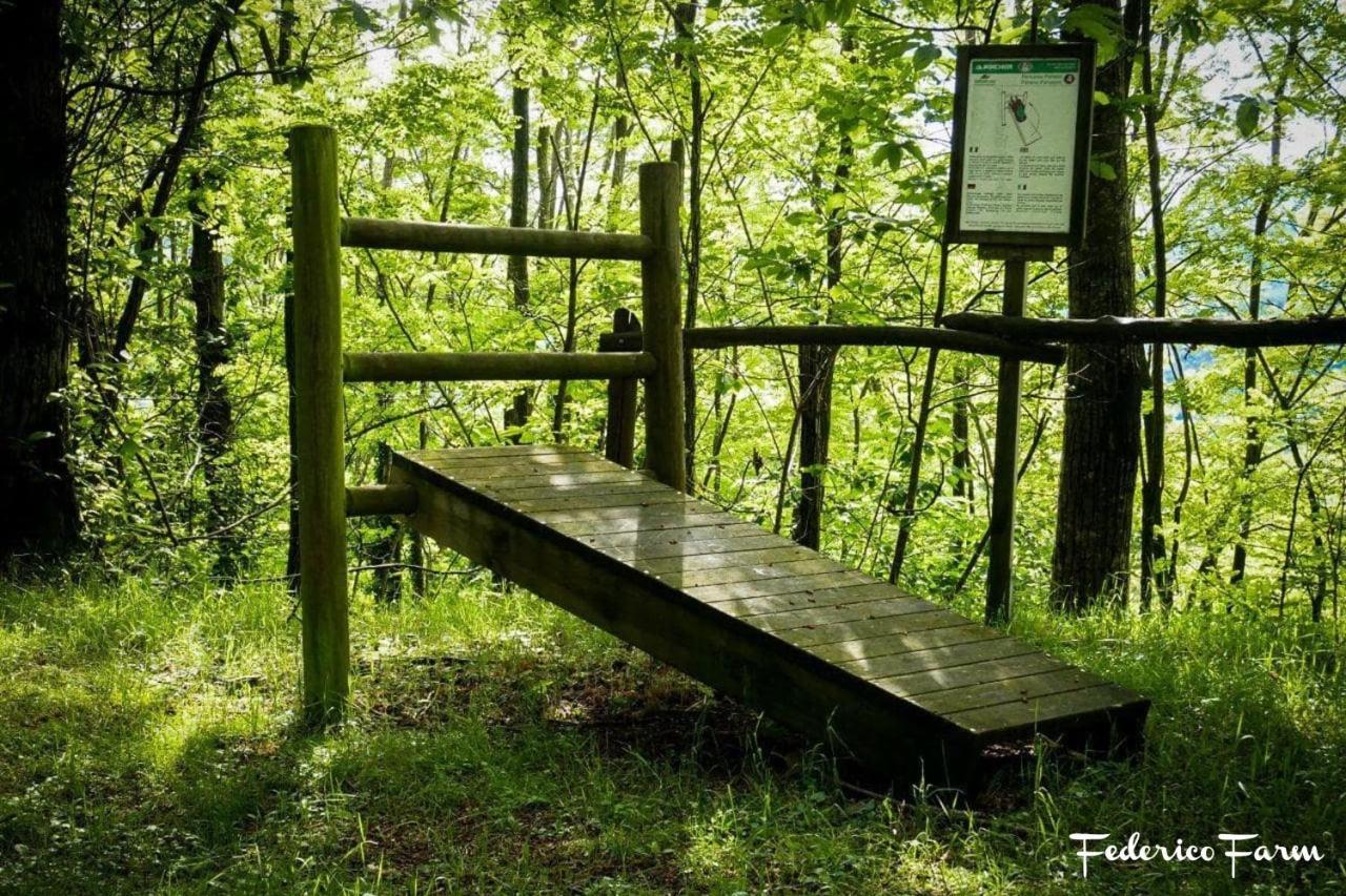 Camping Grondola - Federicofarm Pontremoli Bagian luar foto